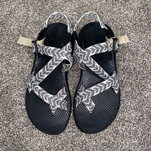 women’s chacos